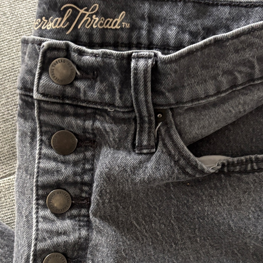 Universal Thread Women's Straight-Leg Gray Button-Fly Jeans - Picture 2 of 2